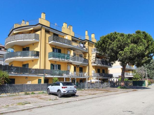 Appartamento in vendita a Ragnola, Marche