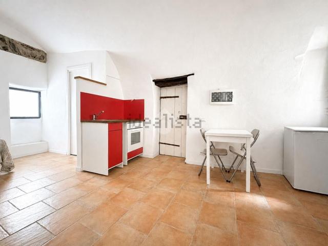 Appartamento in vendita a Apricale, Liguria