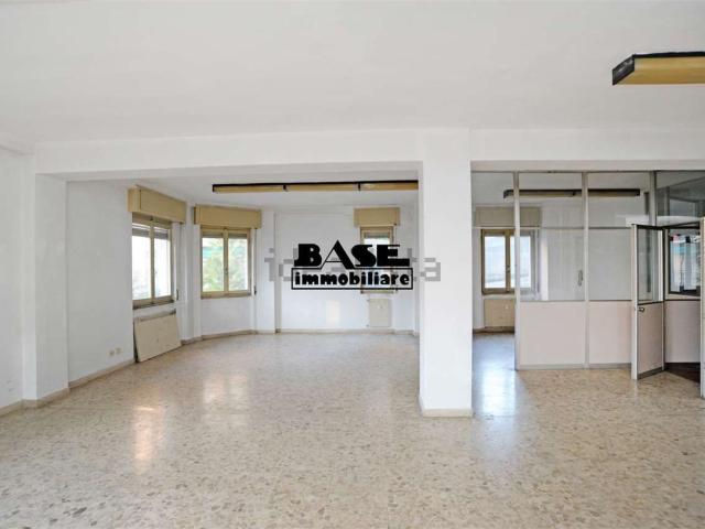 Appartamento in vendita a Caserme, Como