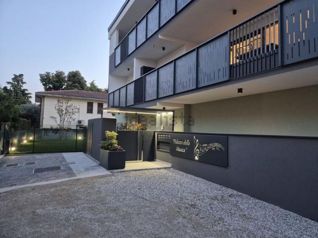 Attico in vendita a Sacra Famiglia, Padova