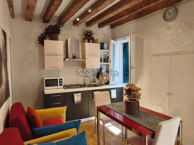 Appartamento in vendita a Venezia-Murano-Burano, Venezia