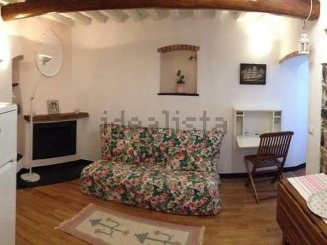 Appartamento in vendita a Carbognano, Lerici