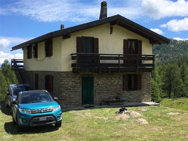 Appartamento in vendita a Champorcher, Aosta