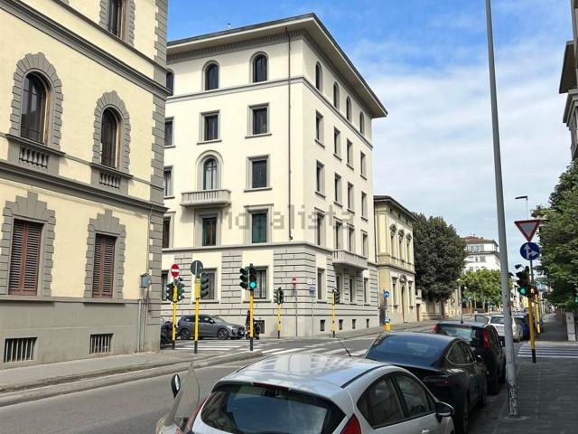 Appartamento in vendita a Statuto, Firenze