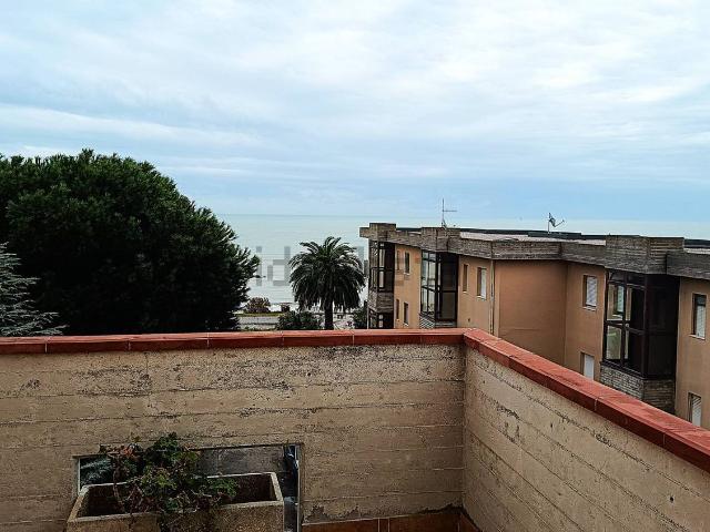 Appartamento in vendita a Marina di Massignano, Massignano