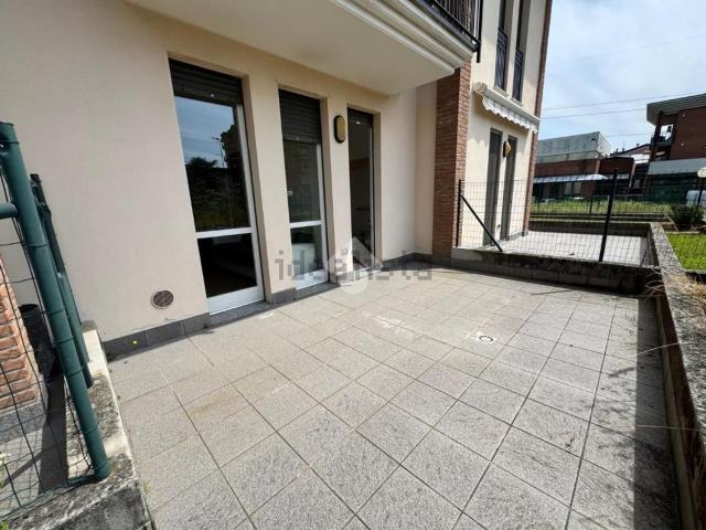 Appartamento in vendita a Lomagna