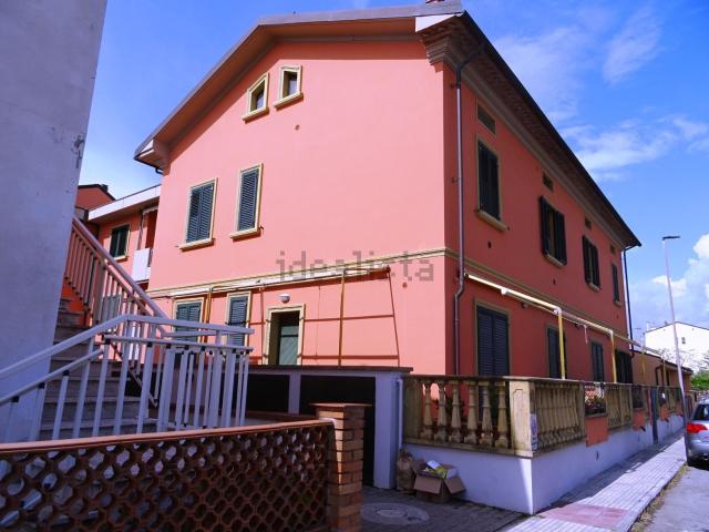 Attico in vendita a Marina di Cecina, Cecina