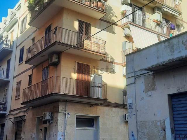 Appartamento in vendita a Municipio 2, Puglia