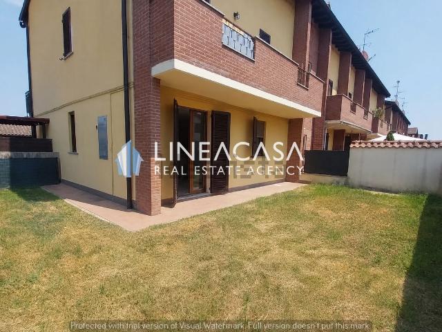 Appartamento in vendita a Roncaro, Lombardia