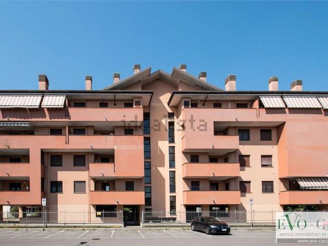 Appartamento in vendita a Castegnate, Castellanza