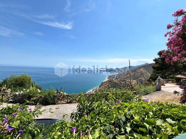 Appartamento in vendita a Sant'alessio Siculo, Sicilia