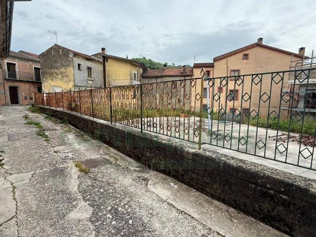 Appartamento in vendita a Contrada, Campania