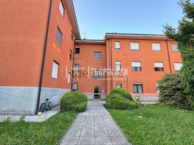 Appartamento in vendita a Brugarolo, Merate