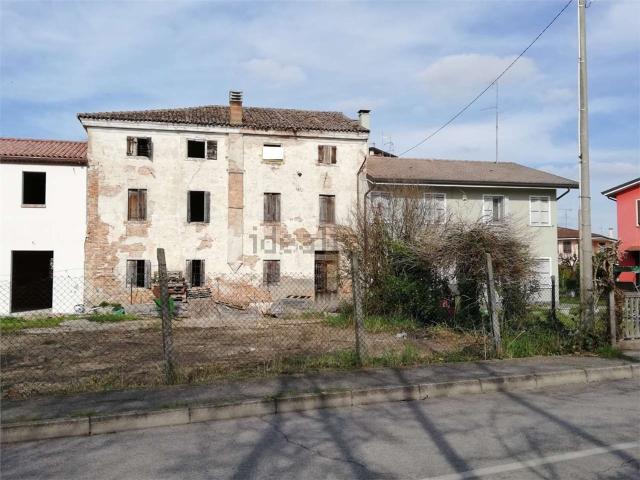 Appartamento in vendita a Badia Polesine, Veneto
