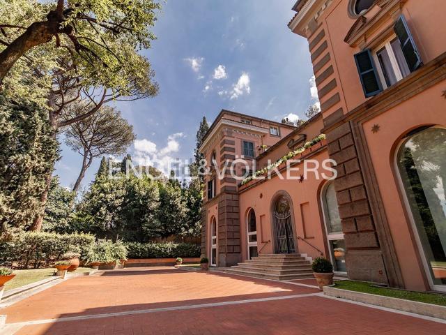 Appartamento in vendita a Municipio Roma I, Roma Capitale