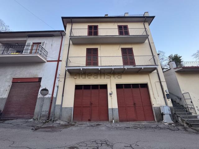 Appartamento in vendita a Canepina, Lazio