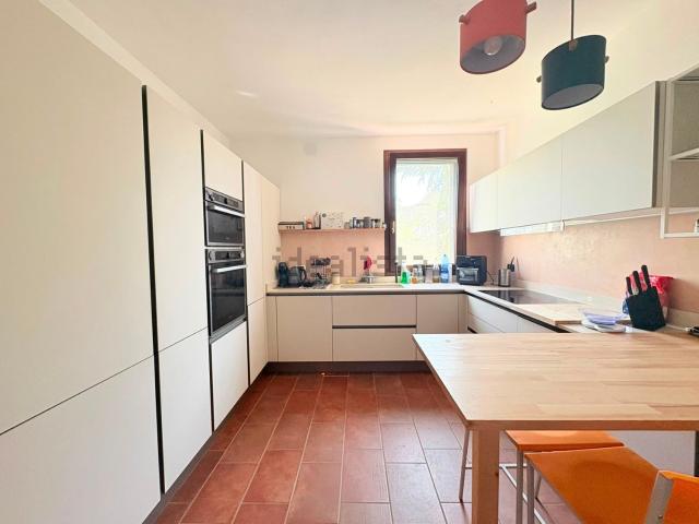 Appartamento in vendita a Unione dei comuni del Distretto Ceramico, Fiorano Modenese