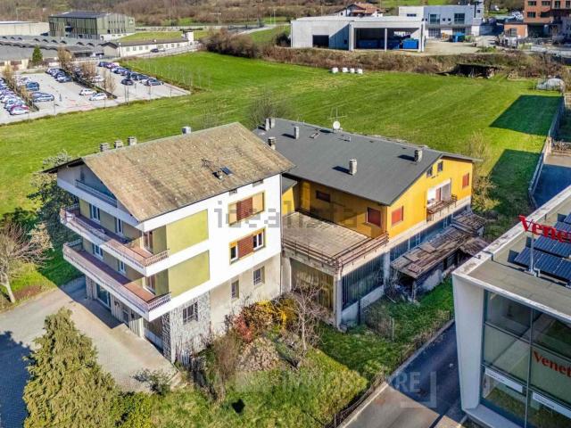 Appartamento in vendita a Berbenno Di Valtellina, Lombardia