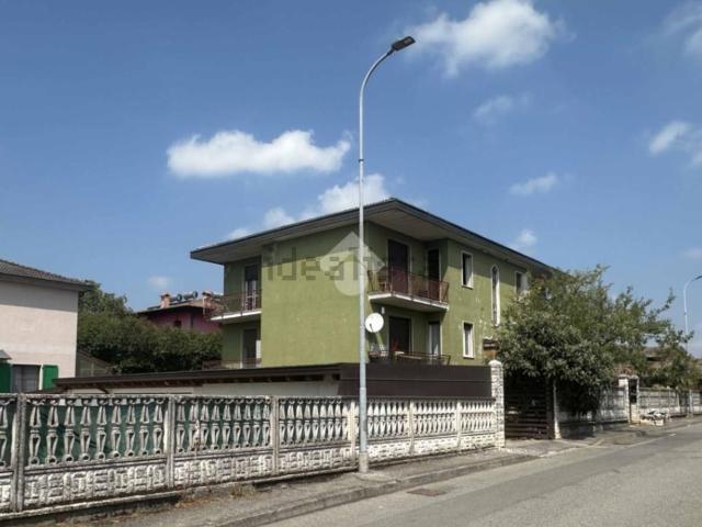 Appartamento in vendita a Chieve, Lombardia