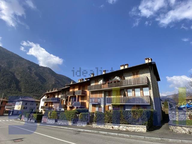Appartamento in vendita a Cerete, Lombardia