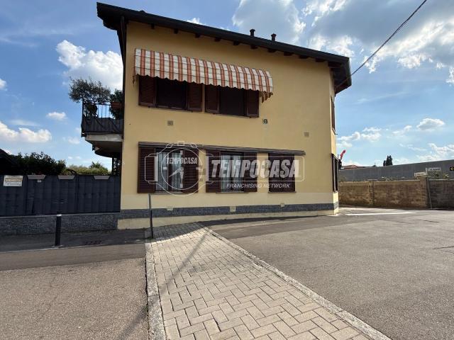 Appartamento in vendita a Villa Cortese, Milano