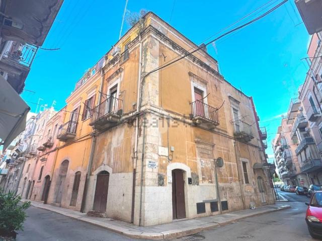 Appartamento in vendita a Centro, Puglia