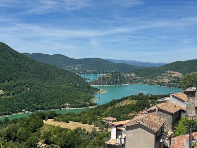 Appartamento in vendita a Ascrea, Lazio