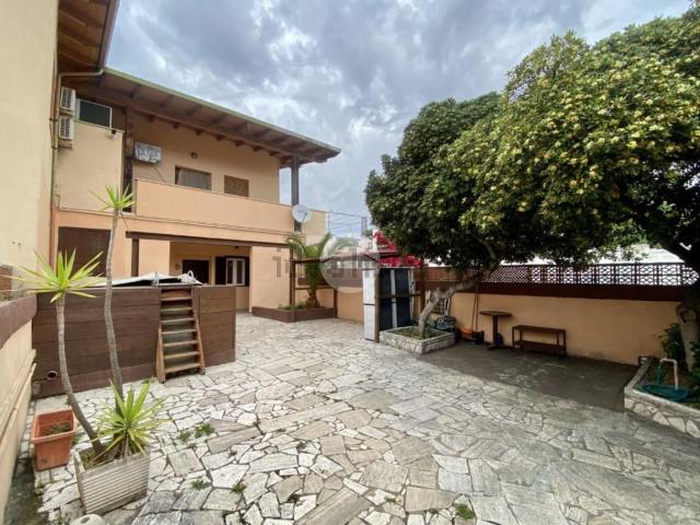 Appartamento in vendita a Lido di Marechiaro, Roma Capitale