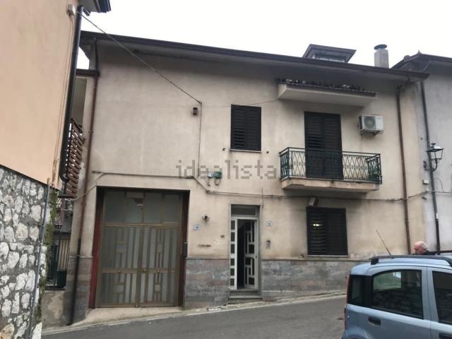 Appartamento in vendita a Cervinara, Campania