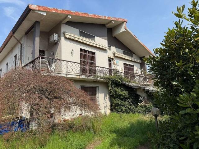 Appartamento in vendita a Capriate, Capriate San Gervasio