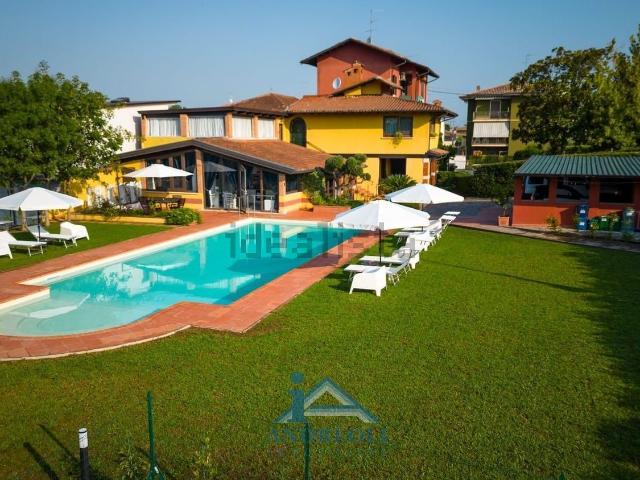 Appartamento in vendita a Dolci, Peschiera Del Garda