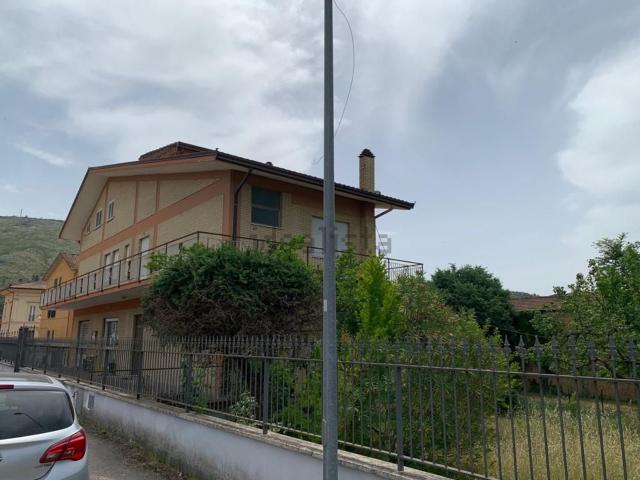 Attico in vendita a Fontana Liri Superiore, Lazio