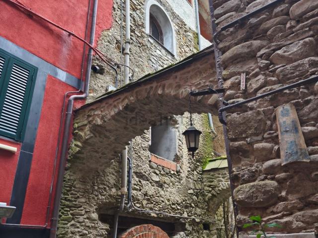 Appartamento in vendita a Isolabona, Liguria