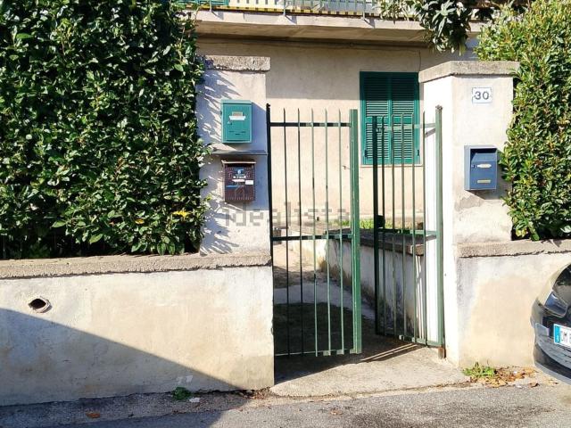Appartamento in vendita a Fabrica Di Roma, Lazio