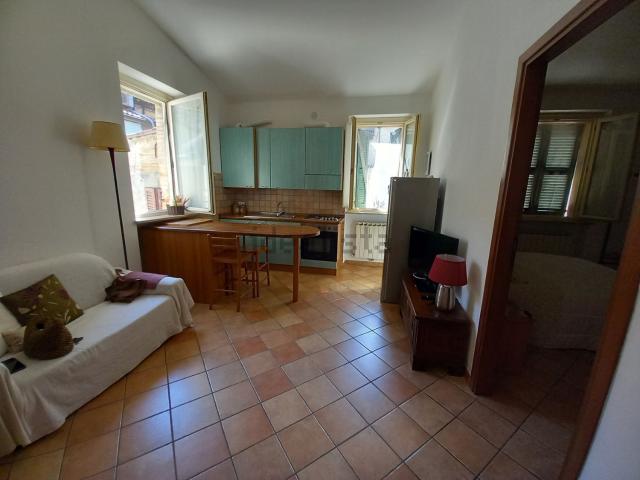 Appartamento in vendita a Pesaro, Pesaro E Urbino