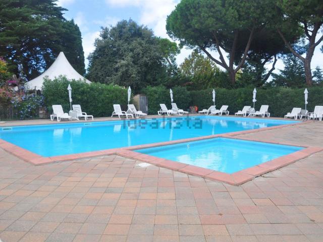 Appartamento in vendita a Cecina, Toscana