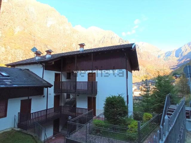 Appartamento in vendita a Valbondione, Lombardia