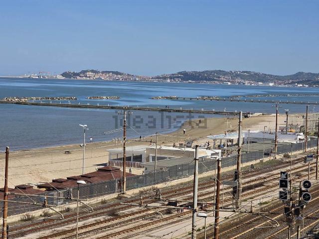 Appartamento in vendita a Marche, Ancona