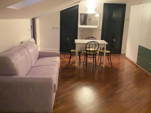 Appartamento in vendita a Voghera, Lombardia