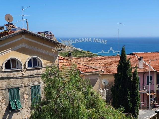 Appartamento in vendita a Pompeiana, Liguria