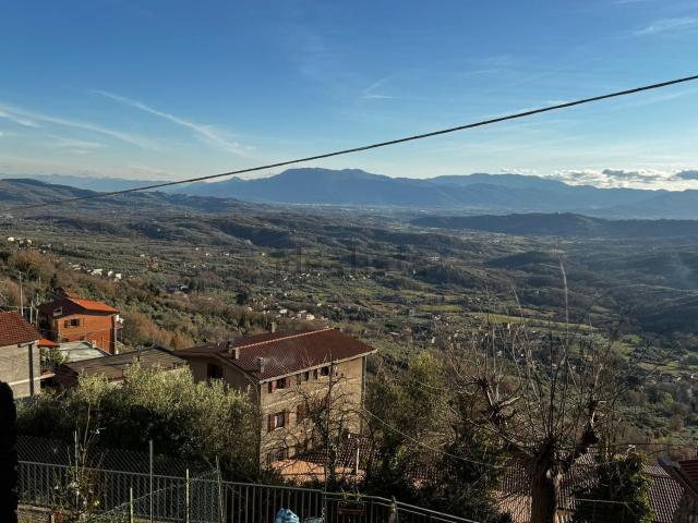 Appartamento in vendita a Serrone, Lazio