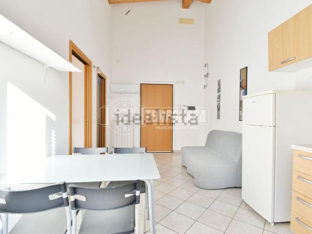 Appartamento in vendita a Centro, Marche