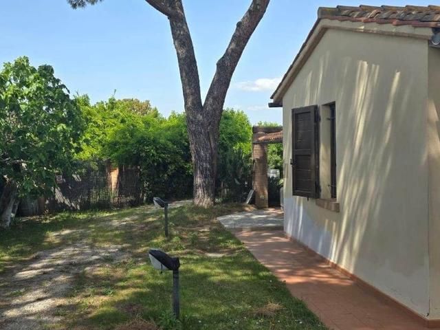 Appartamento in vendita a Cecina, Toscana