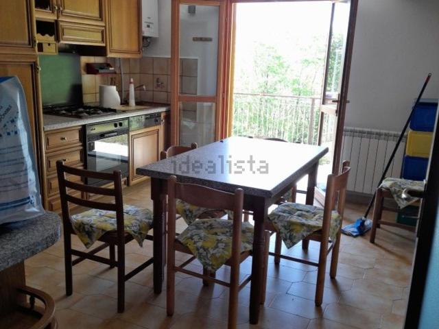 Appartamento in vendita a Torriglia, Liguria