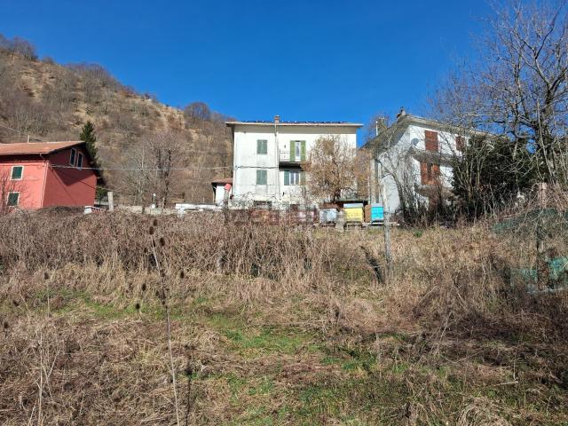 Appartamento in vendita a Costa di Paglia, Torriglia