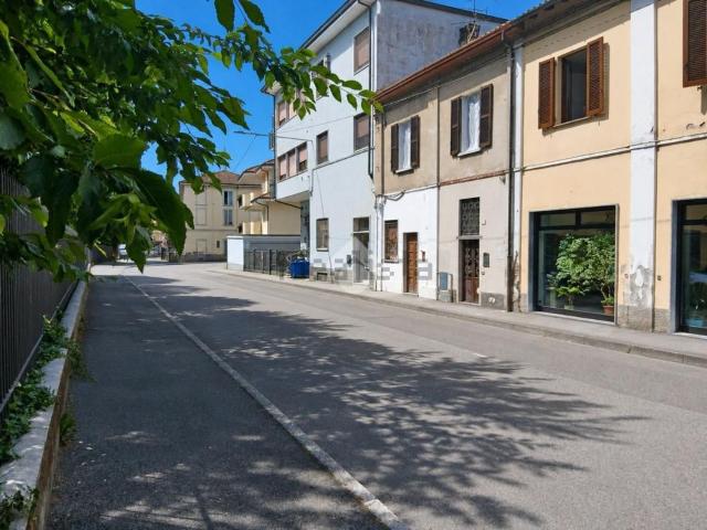 Appartamento in vendita a Cassano D'adda, Lombardia