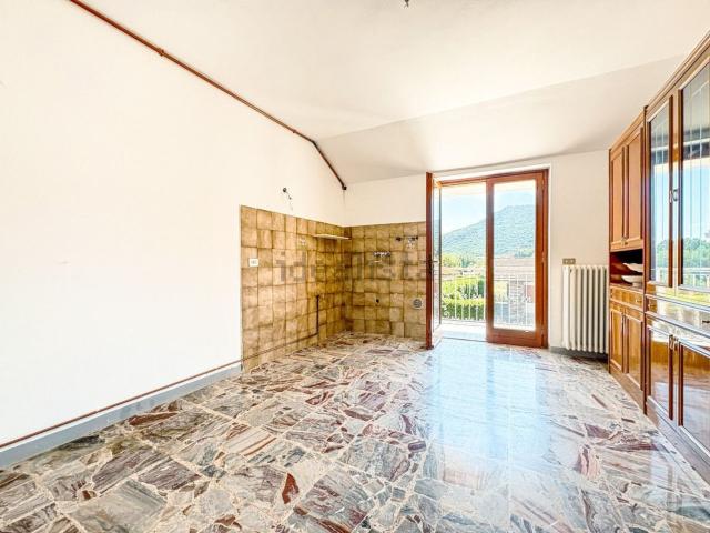 Appartamento in vendita a Brovello-Carpugnino, Piemonte