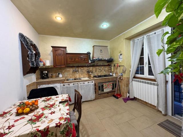 Appartamento in vendita a Fara Sabina, Lazio