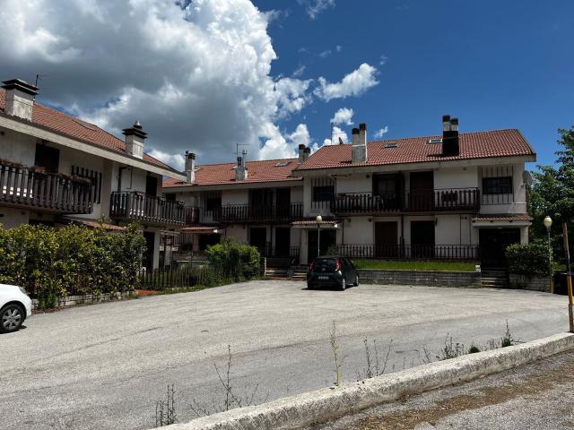 Appartamento in vendita a Ovindoli, Abruzzo