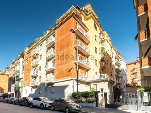 Appartamento in vendita a Municipio 4, Milano